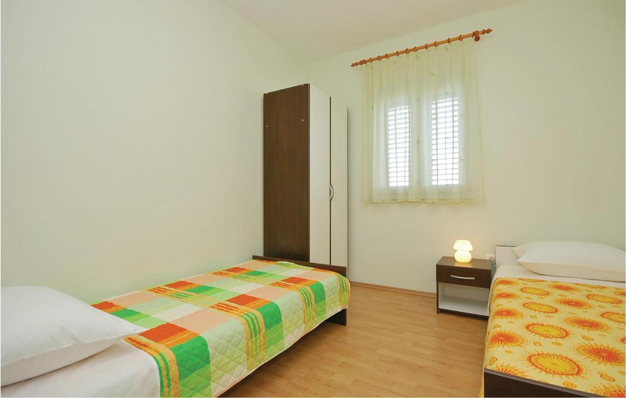 Cozy Apartment In Posedarje With House Sea View מראה חיצוני תמונה