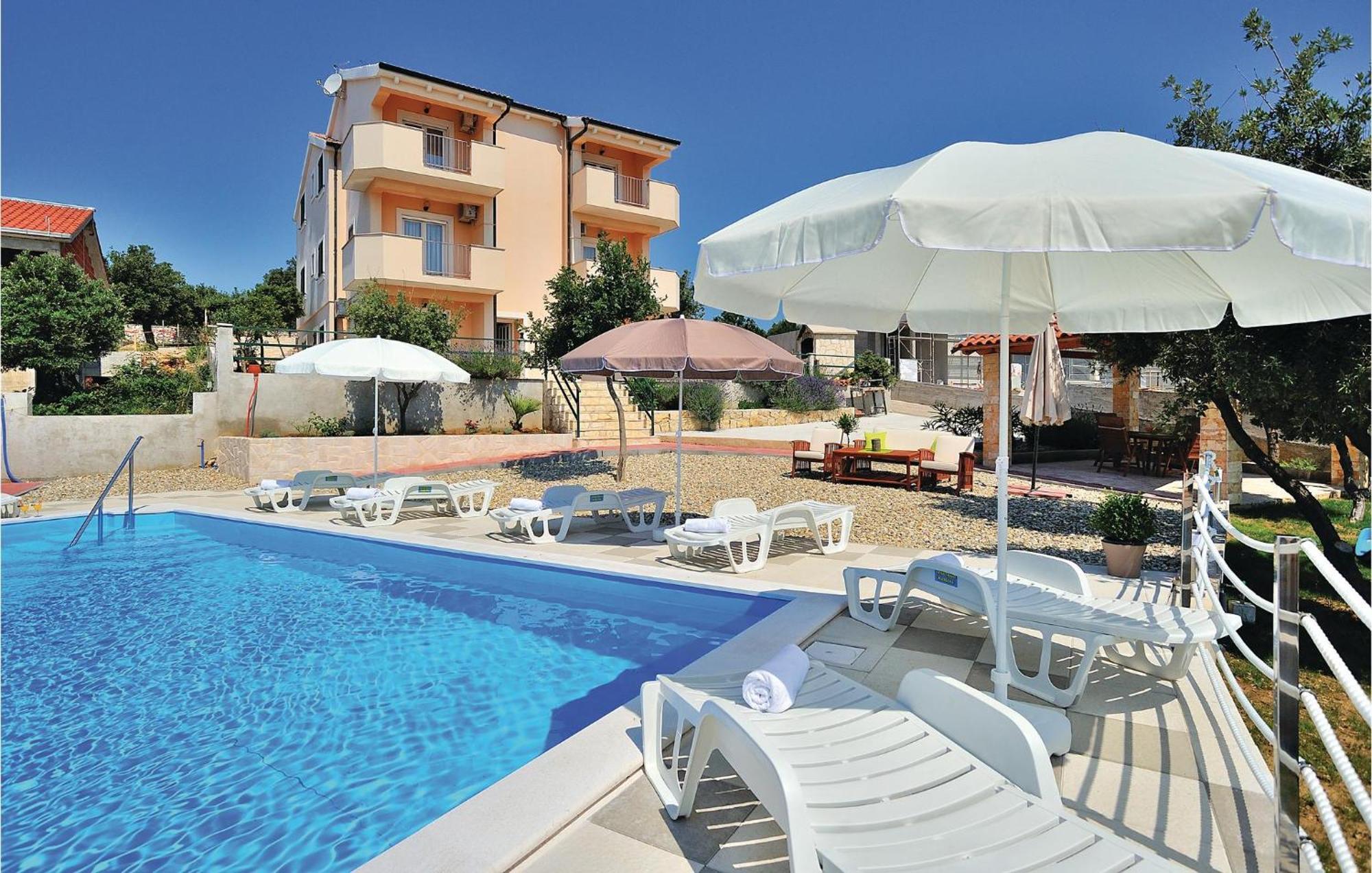Cozy Apartment In Posedarje With House Sea View מראה חיצוני תמונה