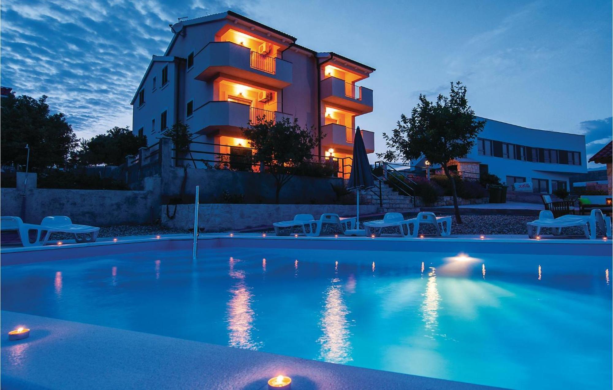 Cozy Apartment In Posedarje With House Sea View מראה חיצוני תמונה